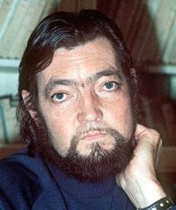 TOPOGRAFÍA: Cualquiera es Cortázar.
