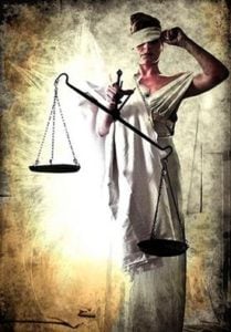 ¿Alguien se cree el cuento de que  la justicia es ciega?