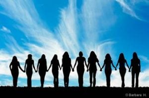 Mujeres unidas buscando soluciones para el país