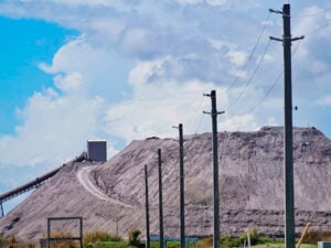Grupos ambientales Piden detener nuevas negociaciones con AES