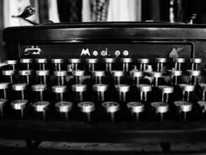 Instrucciones para escribir una novela al uso