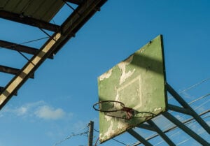 El deporte nacional siente los efectos  de la lenta recuperación (2da. y última parte)