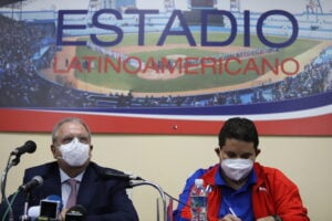 WBSC firma nuevos acuerdos con Cuba para impulsar el béisbol en la Isla