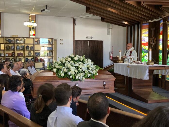 PHOTO-2022-10-11-19-23-04_1