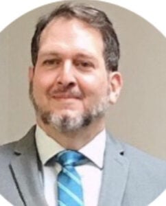 Hay que educar sobre el cooperativismo