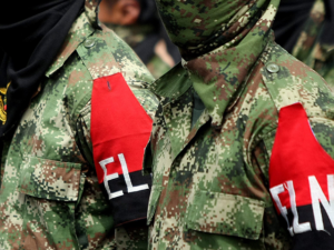 Gobierno de Colombia y ELN extienden por seis meses el cese del fuego bilateral