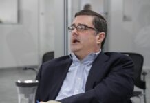 Imperativo resolver lo de la deuda de la AEE