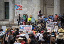 Miles marchan para rechazar Esencia