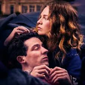 La presencia escénica de Josh O’Connor