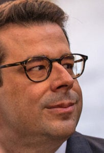 Fuera Domenech de la secretaria de la gobernación