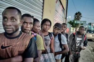 Desprovista de protección la comunidad haitiana