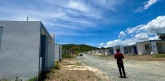 Familias de de Yauco reclaman sus viviendas
